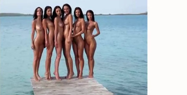 Super-sexy women showing their nude bodies in Mexico