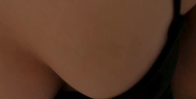 Lustful beauty came from the club and decided to fuck