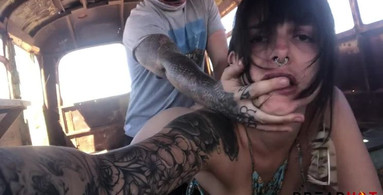 Porn inside an abandoned Bus in DESERT -Amateur Porn Vlog 2