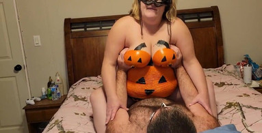 Huge pregnant pumpkin rides big dick