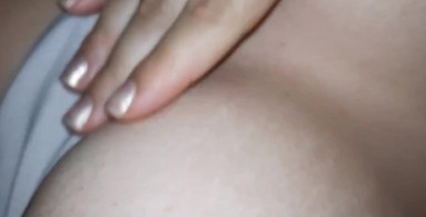 Colombian Amateur Wakes Up Excited And Masturbates