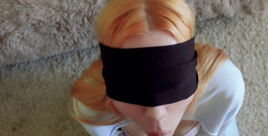 Blindfolded Redhead Step Sister Liked My Surprise
